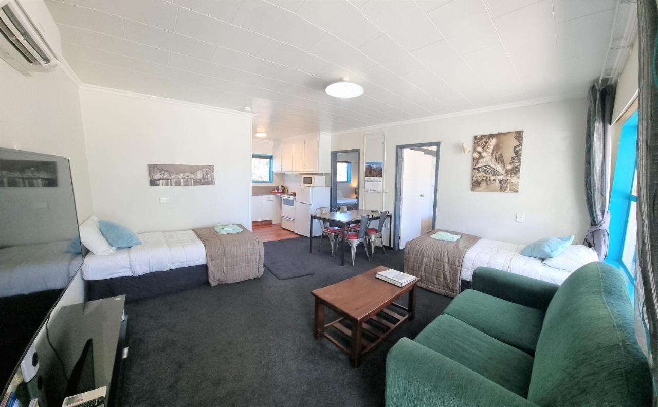 Alpine Motel Ванака Екстер'єр фото