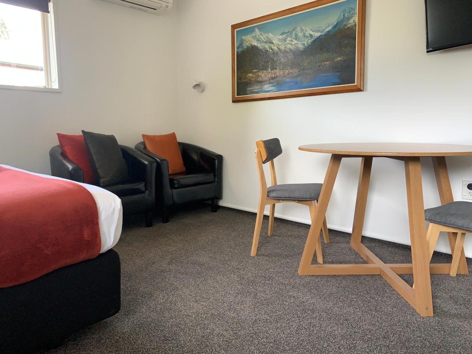Alpine Motel Ванака Екстер'єр фото